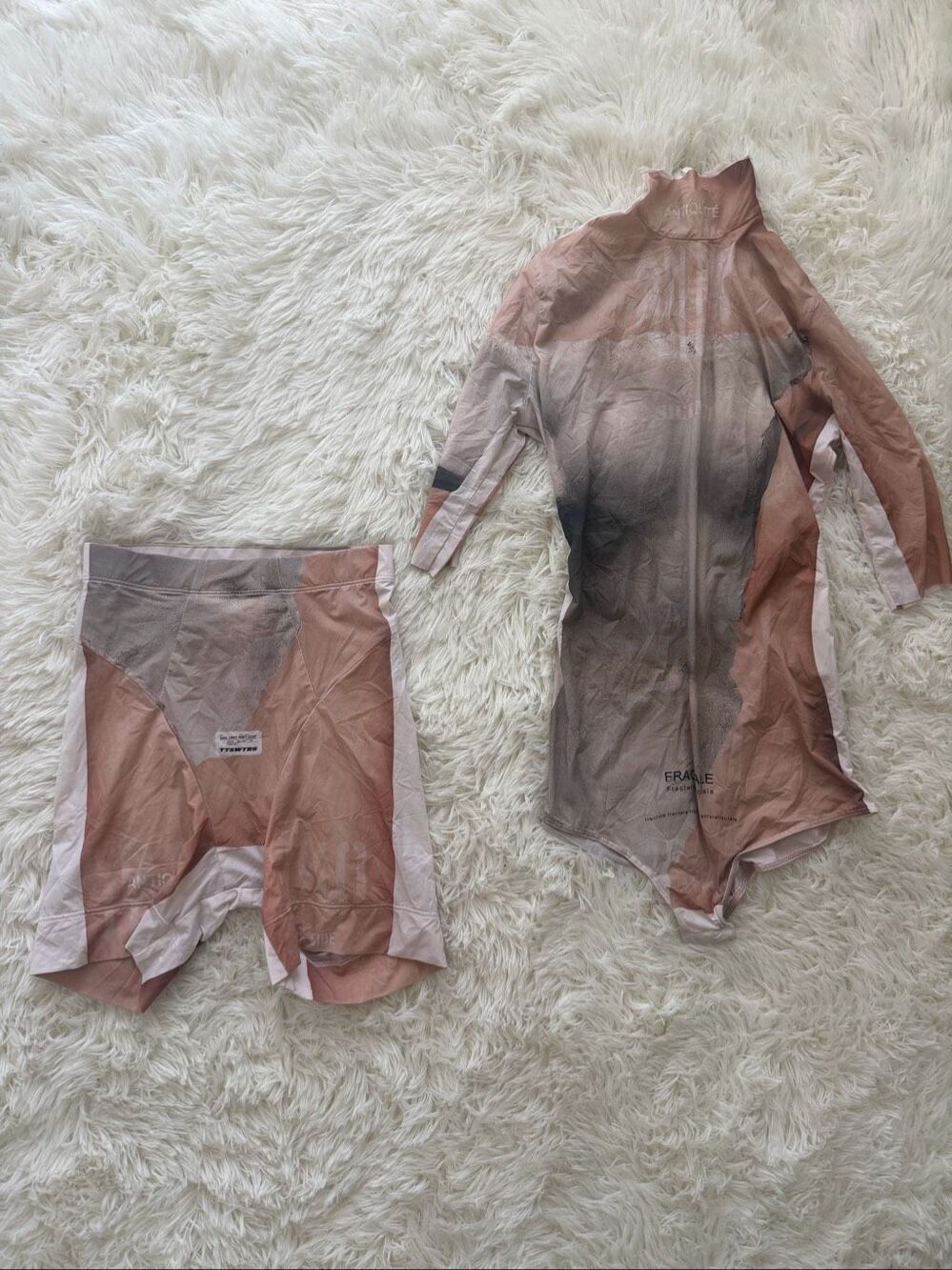 TTSWTRS XS set bodysuit and bike shorts